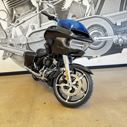 2026 Road Glide® FLTRX thumb 3