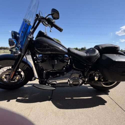 2026 Harley-Davidson® Heritage Classic Midnight Ember w/Laced Wheels thumb 2