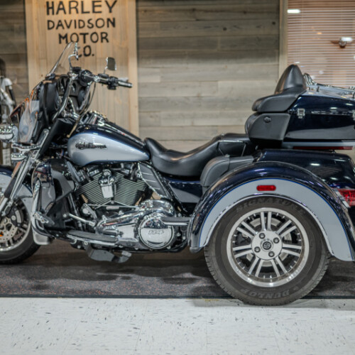 2020 Tri Glide® Ultra (FLHTCUTG) thumb 3