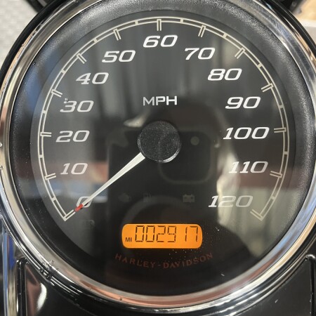 2017 Harley-Davidson® Road King® Special Vivid Black thumb 0