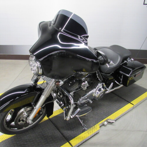 FLHX 2013 Street Glide® thumb 1