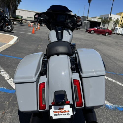 2026 Harley-Davidson® Street Glide® Dark Billiard Gray Black Trim thumb 0
