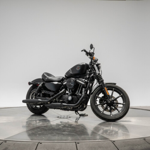 2022 HARLEY-DAVIDSON XL883N IRON 883 in Black Denim thumb 3