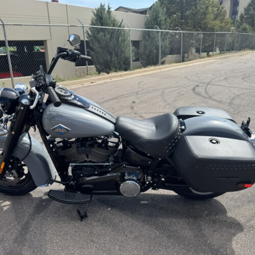 2026 Harley-Davidson® Heritage Classic thumb 0