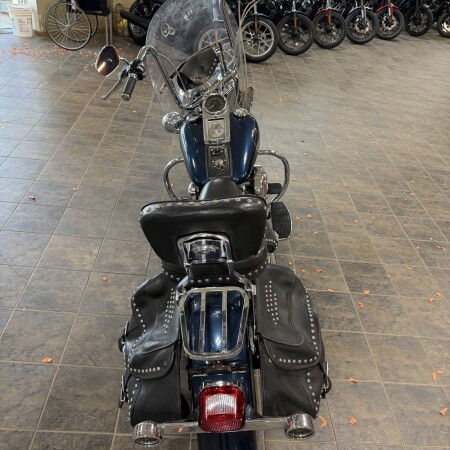 2004 Harley-Davidson® Heritage Softail® Classic LUXURY BLUE W/PINSTRIPES thumb 1