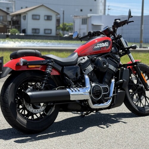 試乗車 2026 Harley-Davidson® Nightster™ Blood Orange Black Trim thumb 2