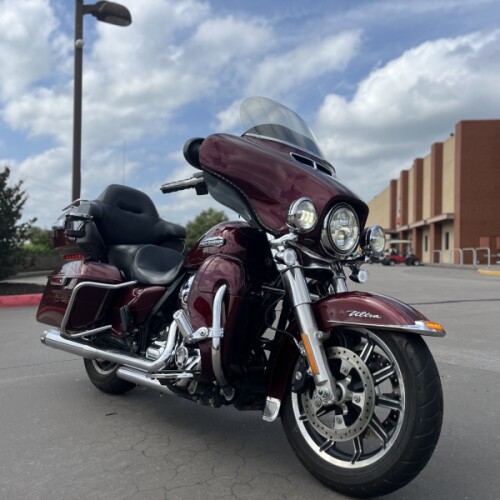 2015 Harley-Davidson® FLHTCUL Electra Glide® Ultra Classic® Low Mysterious Red Sunglow 642962 thumb 3