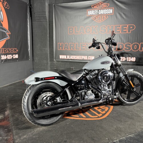2026 Harley-Davidson® Street Bob® FXBB  thumb 3
