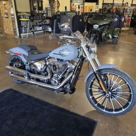 2026 Harley-Davidson® Breakout® DARK BILLARD GRAY thumb 3