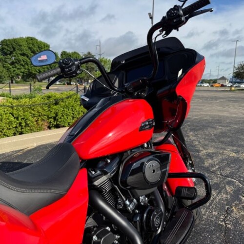 FLTRX 2026 Road Glide® thumb 2