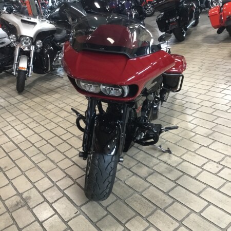2021 Harley-Davidson® Road Glide® Special Billiard Red/Vivid Black — Black Finish thumb 2