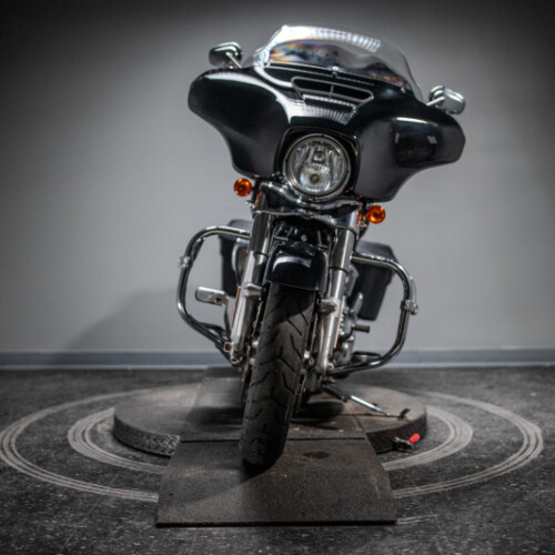 2018 Street Glide® (FLHX) thumb 3