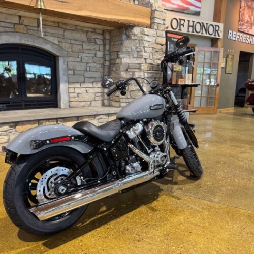 FXBB 2026 Street Bob® thumb 1