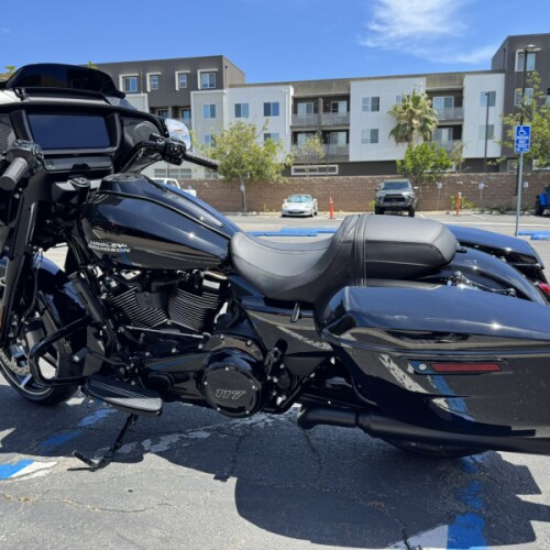 2026 Harley-Davidson® Street Glide® Vivid Black Black Trim thumb 2