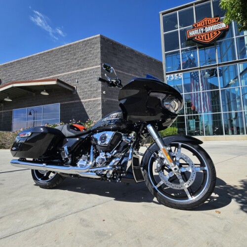 FLTRX 2026 Road Glide® thumb 2