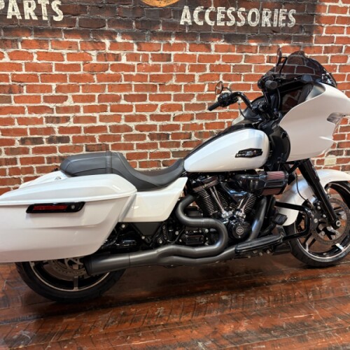 FLTRX 2024 Road Glide® thumb 0