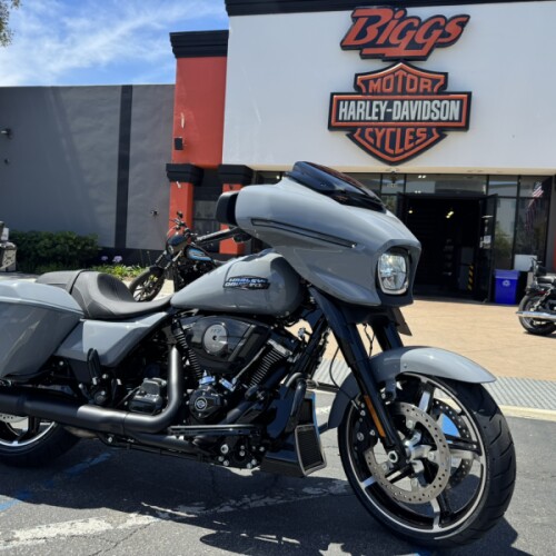 2026 Harley-Davidson® Street Glide® Dark Billiard Gray Black Trim thumb 3