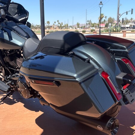 FLTRX 2025 Road Glide™ thumb 2