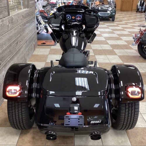 2026 Harley-Davidson® Road Glide 3 Vivid Black thumb 0