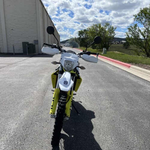 2023 Husqvarna 701 Enduro thumb 2