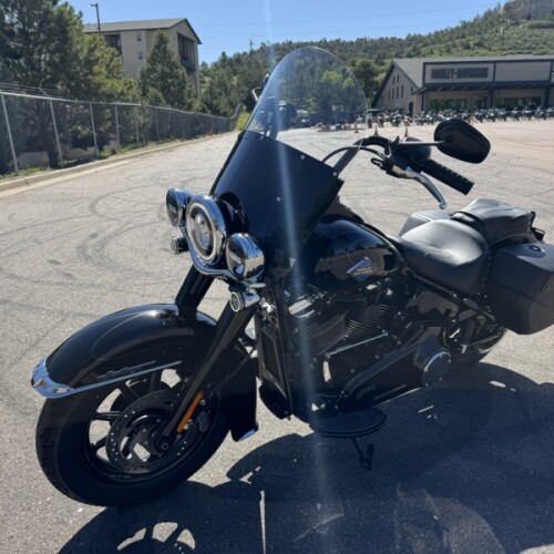 2026 Harley-Davidson® Heritage Classic thumb 1