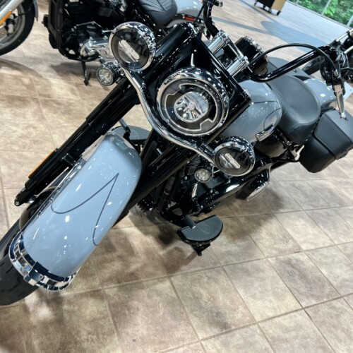  2026 Harley-Davidson® Heritage Classic® thumb 0