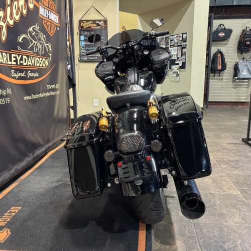 2022 Harley-Davidson® Road Glide® ST BLACK thumb 0
