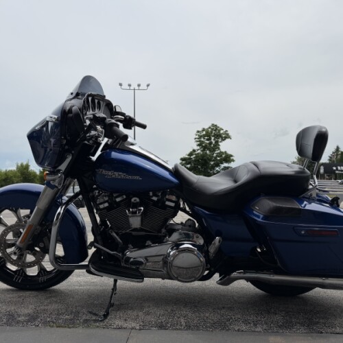 FLHXS 2017 Street Glide® Special thumb 0