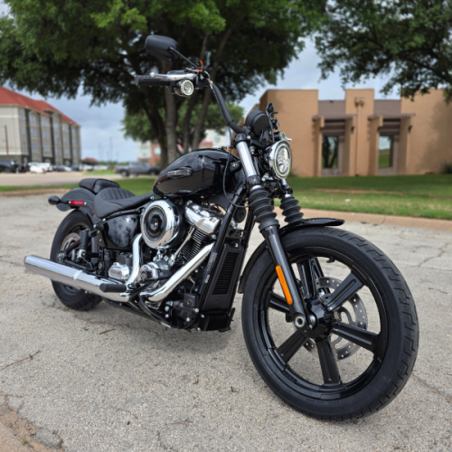2026 Harley-Davidson® Street Bob®  thumb 2