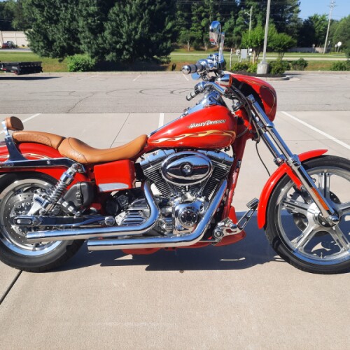 2001 Harley-Davidson® Wide Glide® Scarlet Red Paint Scheme and 23k Gold Leaf Flames thumb 0