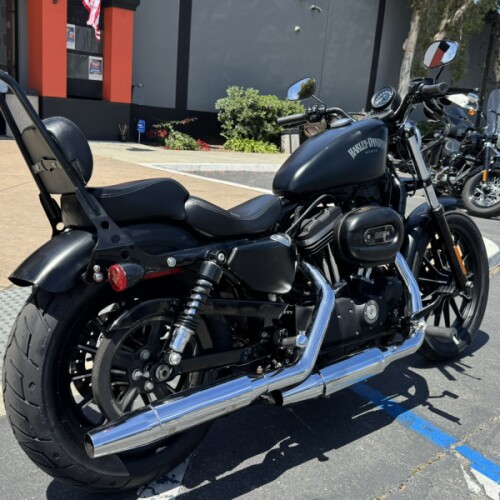 2014 Harley-Davidson® Iron 883™ thumb 1