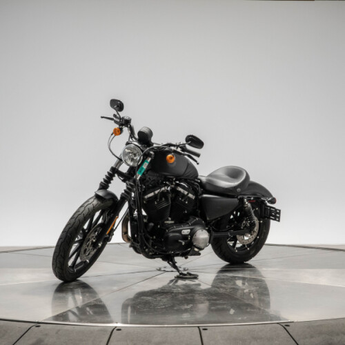 2022 HARLEY-DAVIDSON XL883N IRON 883 in Black Denim thumb 0