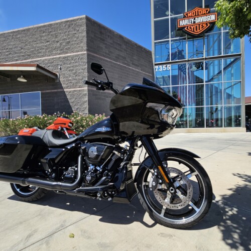 FLTRX 2026 Road Glide® thumb 2