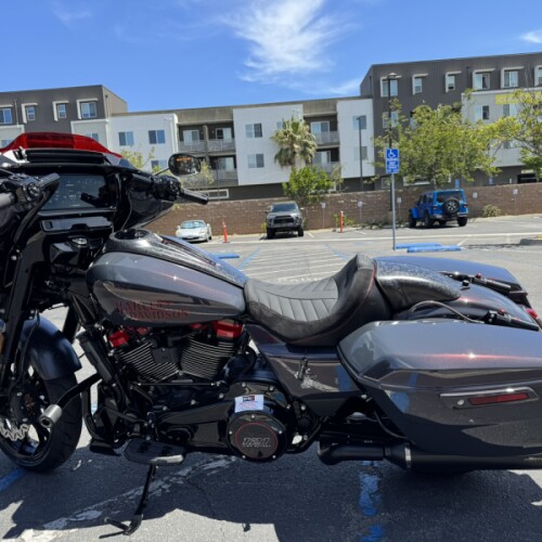 2026 Harley-Davidson® CVO Street Glide ST Inferno Gray thumb 2