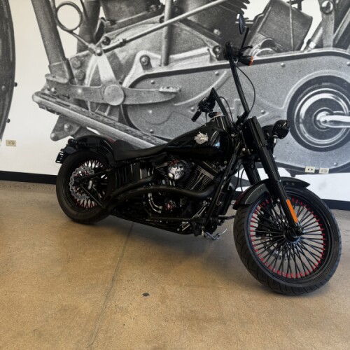 2016 Softail Slim® S FLSS thumb 2