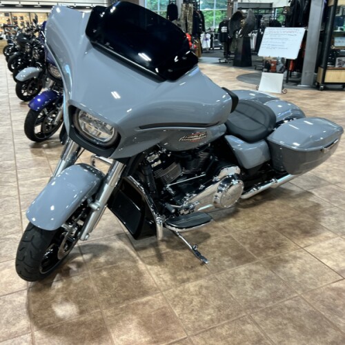  2026 Harley-Davidson® Street Glide® thumb 0