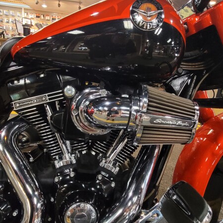 2014 Harley-Davidson® CVO™ Road King® Tribal Orange and Galactic Black with Aztec Shadow graphics thumb 2