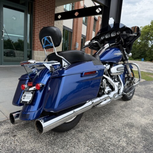 FLHXS 2017 Street Glide® Special thumb 3