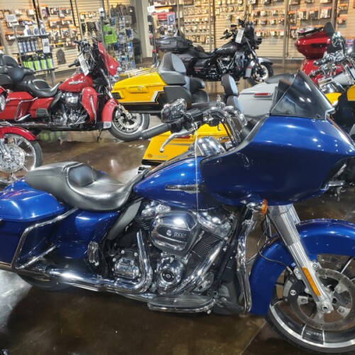 2022 Harley-Davidson® Road Glide® Reef Blue thumb 3
