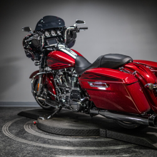 2017 Street Glide® Special (FLHXS) thumb 0