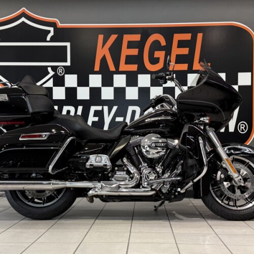 2016 Harley-Davidson® Road Glide® Ultra Vivid Black thumb 0