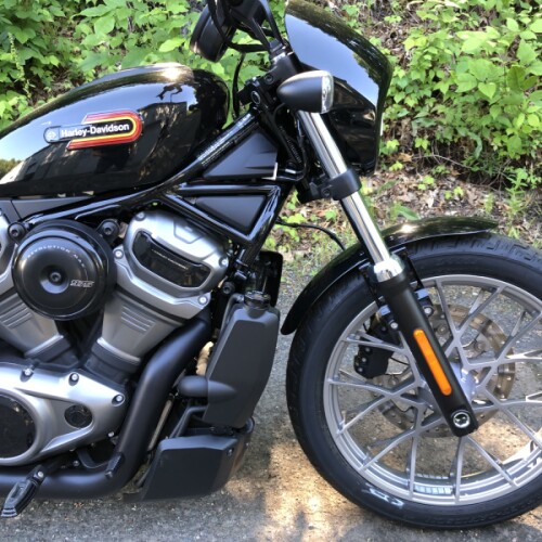 2023 Harley-Davidson® Nightster™ Special Vivid Black thumb 3