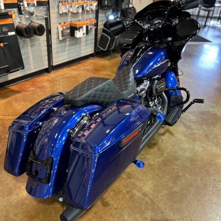 FLTRXS 2017 Road Glide® Special thumb 2