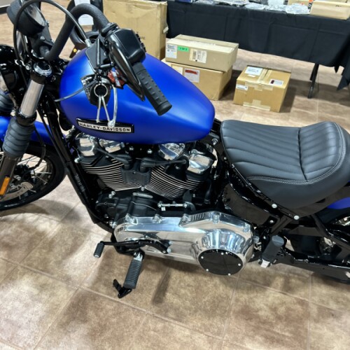  2026 Harley-Davidson® Street Bob® thumb 1