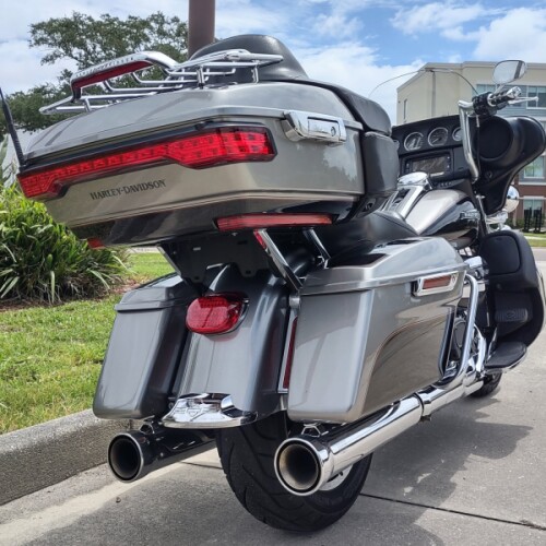 Harley-Davidson® Electra Glide® Ultra Classic® 2017 thumb 1