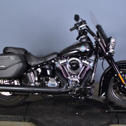 2025 Harley-Davidson® Heritage Classic FLHC | Desert Wind Harley