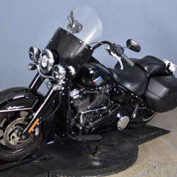 2025 Harley-Davidson® Heritage Classic FLHC | Desert Wind Harley