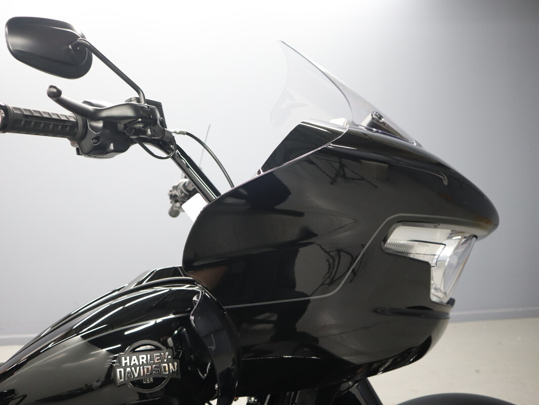 2026 Harley-Davidson® Road Glide Limited FLTRXL, photo 16