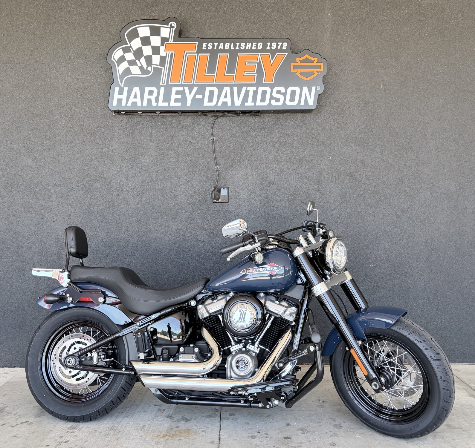 FLSL 2019 Softail Slim®