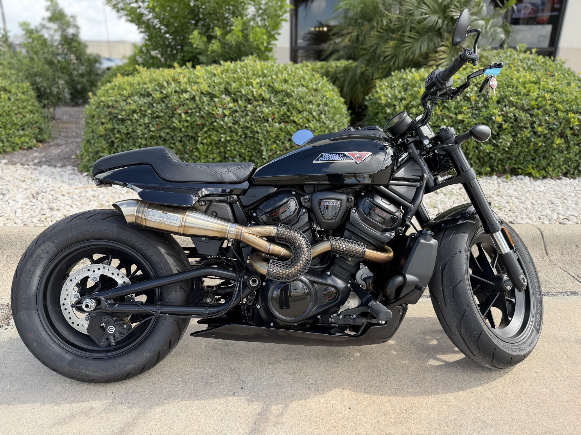 2025 Harley-Davidson® Sportster® S Vivid Black